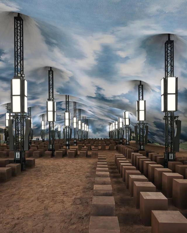 rberry谱写的时装旋律开元棋牌网站自我节拍Bu(图8) rberry谱写的时装旋律开元棋牌网站自我节拍Bu(图8)